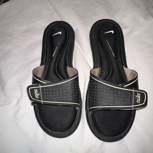 Nike slides